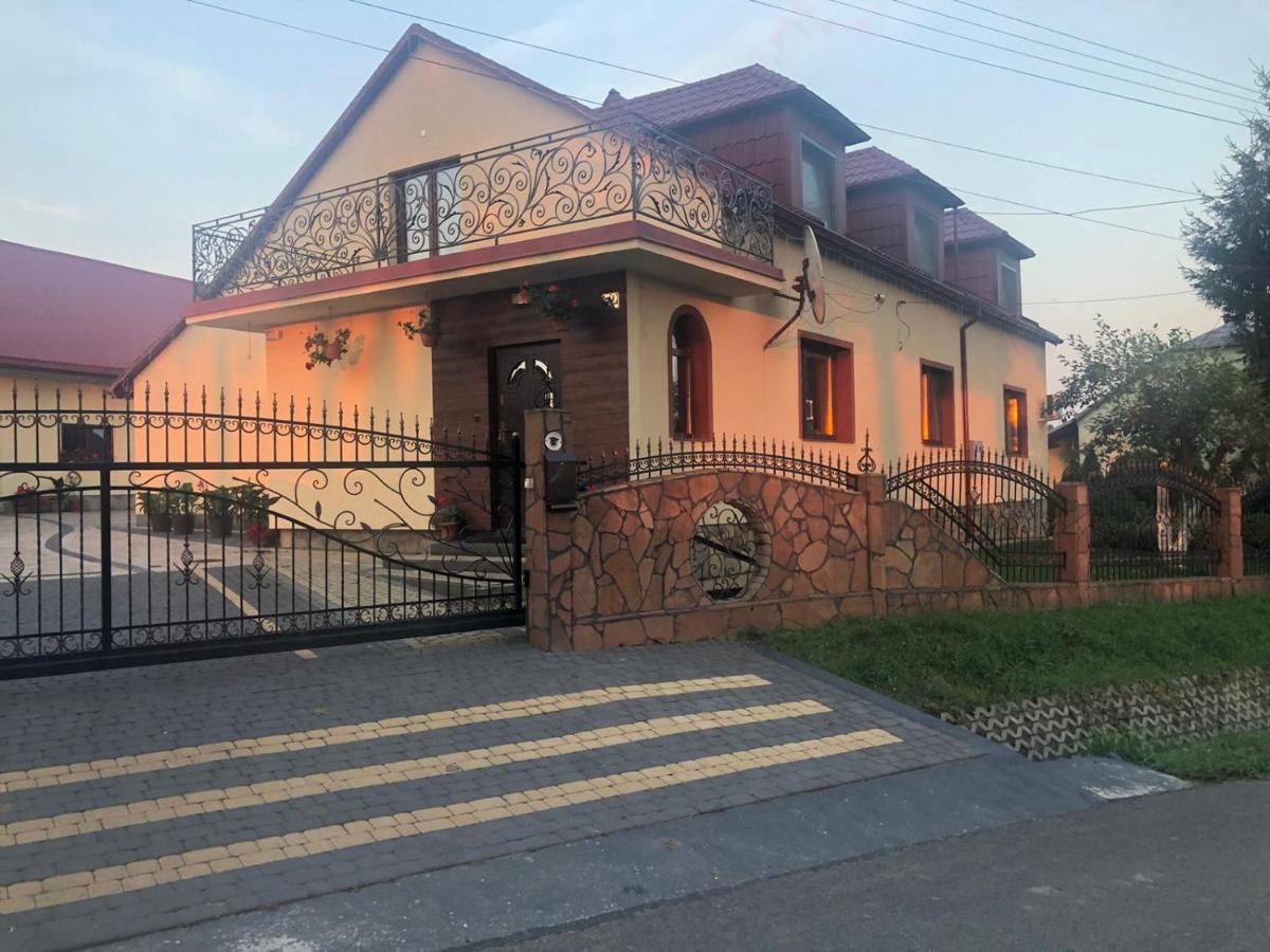 Apartamenty U Maksa Krzywcza المظهر الخارجي الصورة